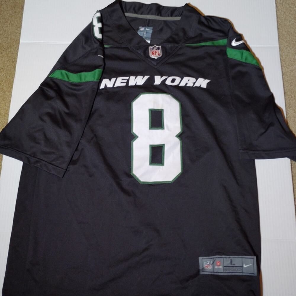 On Field New York Jets NFL Pre-owned Black/Green Embroidered #8 Jersey - sz. LG